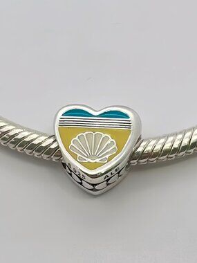 Pandora Cape May Seashell Beach Scene Charm Travel  Heart Pendant